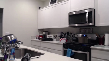 Benny_Bee  05-10-2021 video schoolgirl